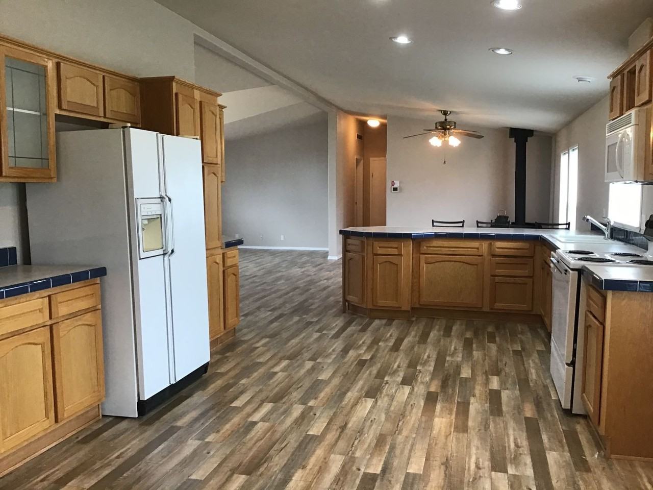 8835 Canal Rd Se - Photo 5 of 15