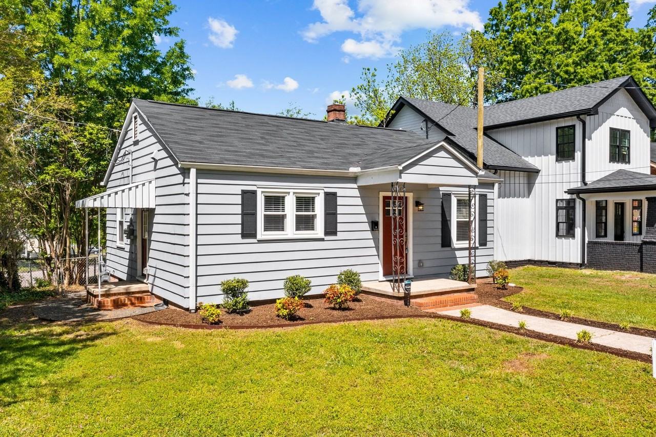 403 N Hyde Park Ave - Photo 3 of 27