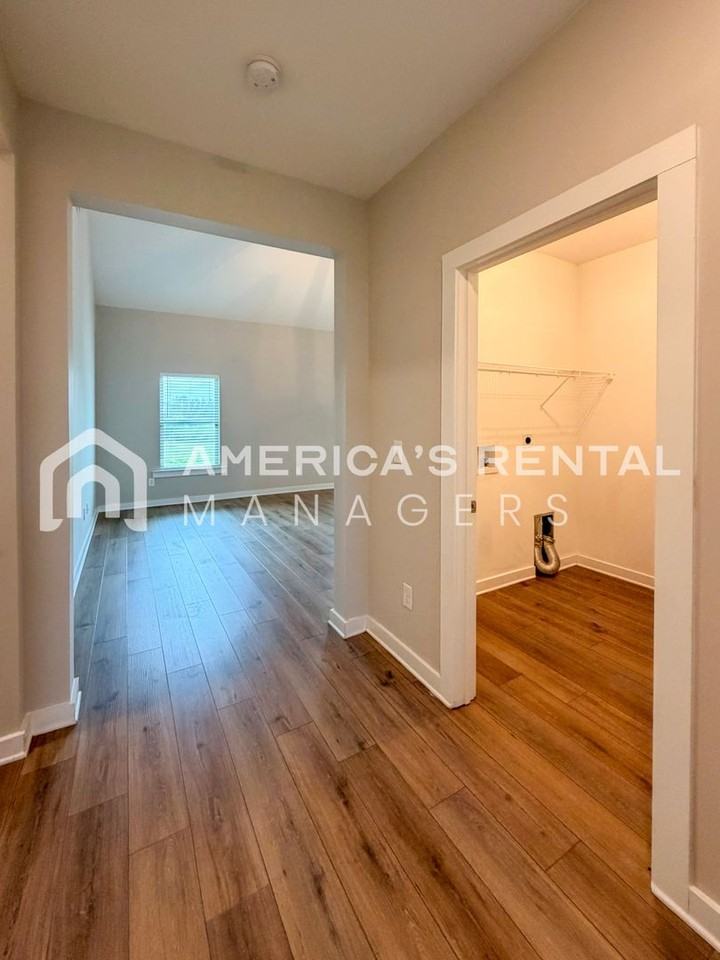 110 Keswick Dr - Photo 5 of 33