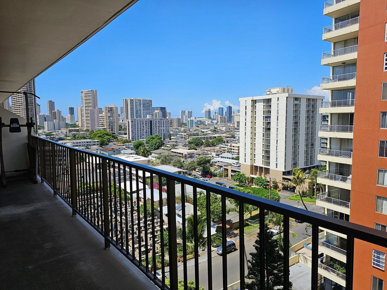 2754 Kuilei St #1102 - Photo 7 of 12