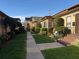 834-840 Chalcedony - Photo 1 of 1