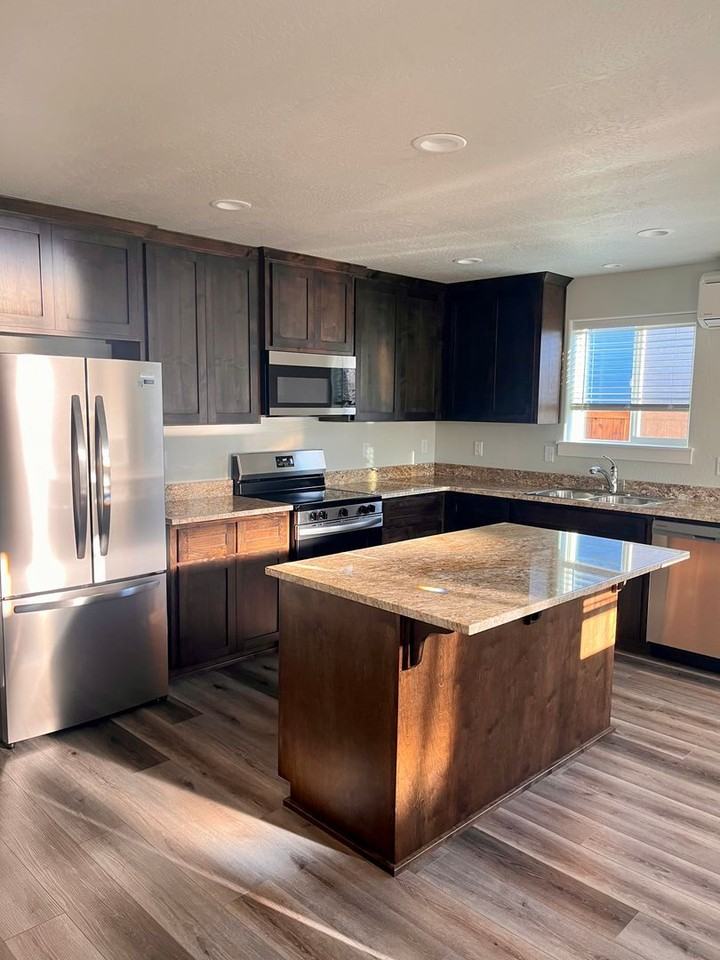 4726 Gebhard Rd - Photo 6 of 21