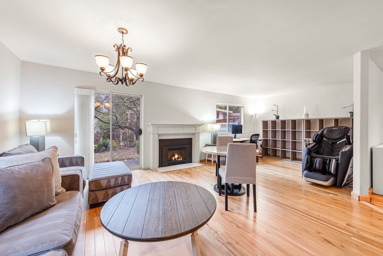 9625 122nd Ln Ne - Photo 5 of 18