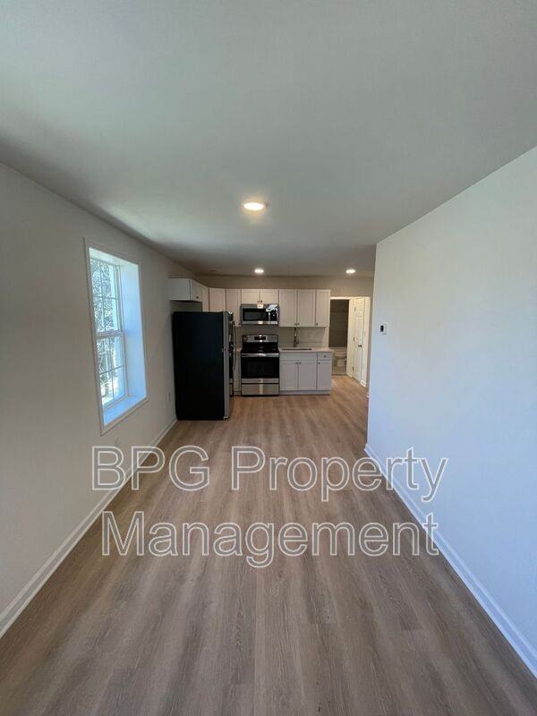 79 Horner St #1 - Photo 3 of 22