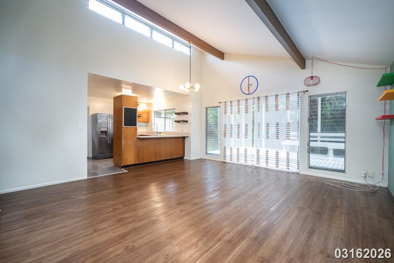 2752 Kalihi St #B - Photo 7 of 34