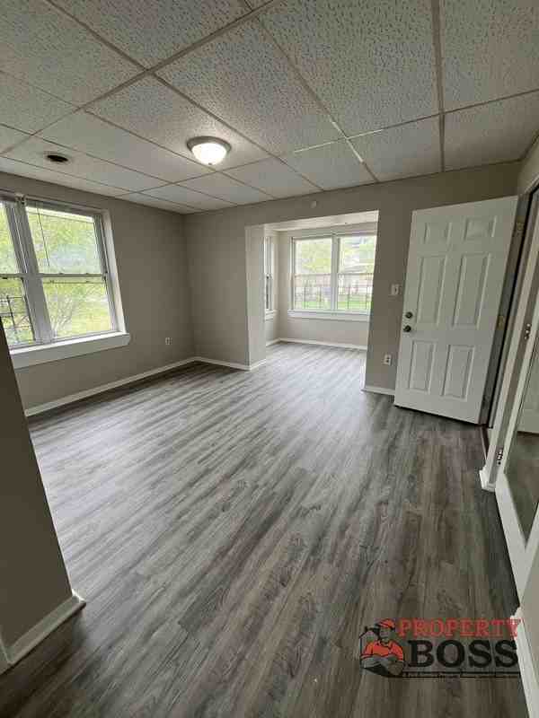 816 Pennsylvania St #1E - Photo 4 of 12