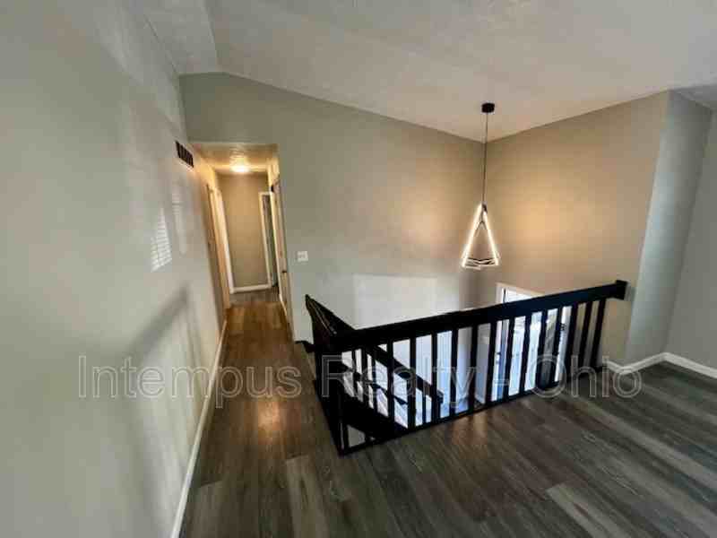 2600 Saybrook Dr - Photo 5 of 35