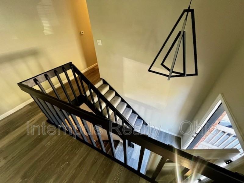 2600 Saybrook Dr - Photo 6 of 35