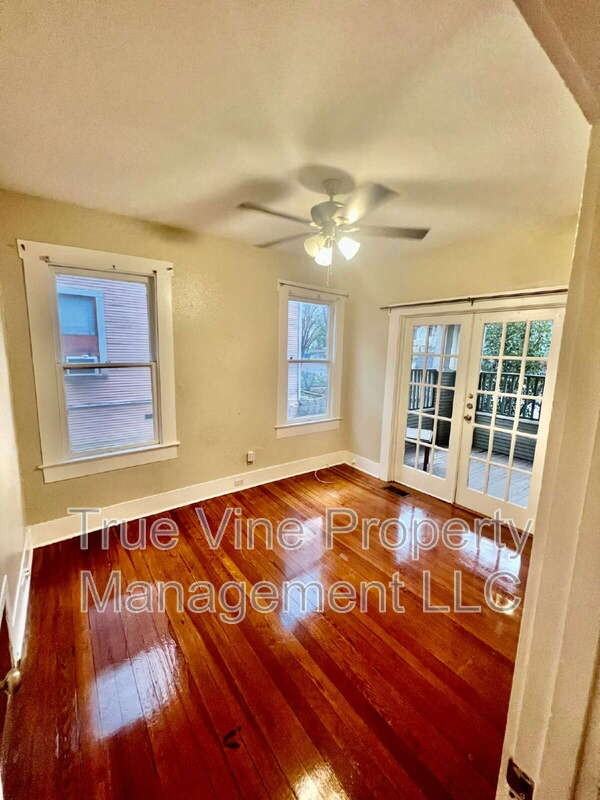 253 Post Ave #2 - Photo 5 of 8