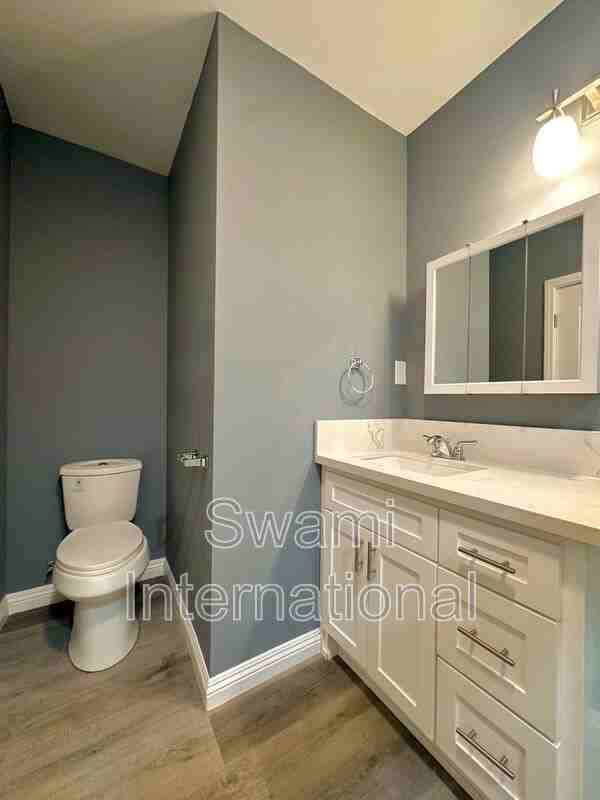 1716 1/2 W 49th St #1718-2-3 - Photo 4 of 7