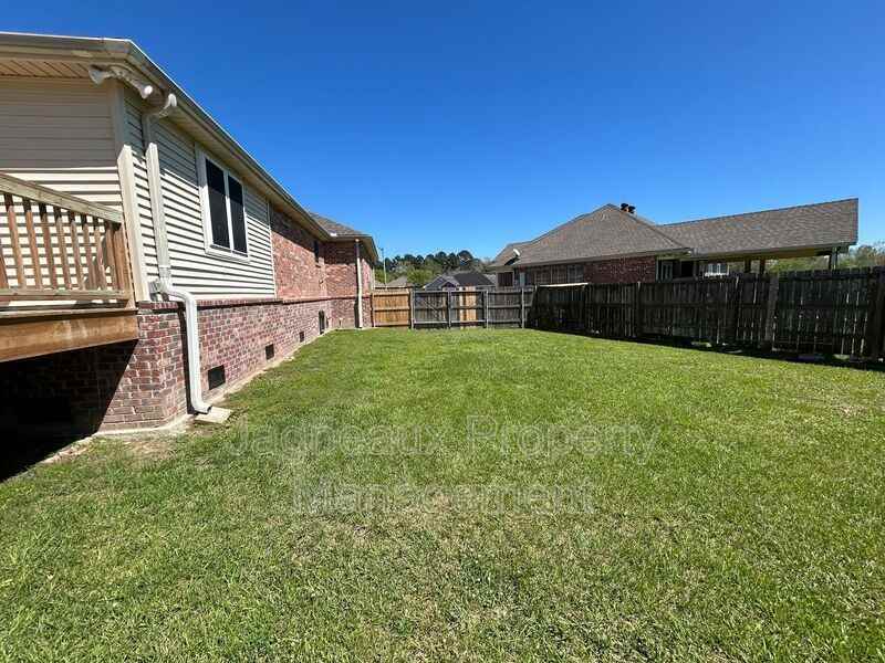 416 Rue Canard - Photo 2 of 24