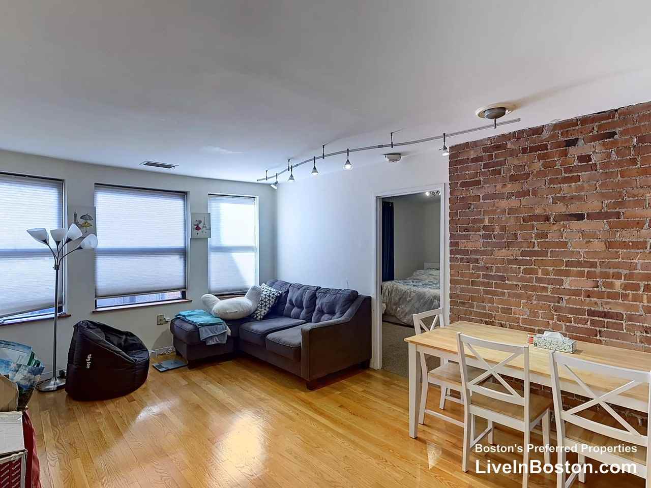 Gainsborough St. & Symphony #205 - Photo 4 of 14