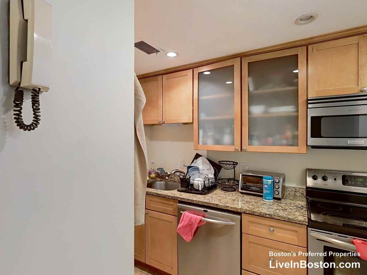 Gainsborough St. & Symphony #205 - Photo 7 of 14