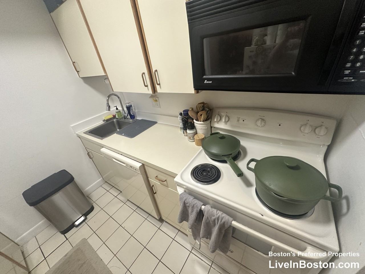 Euston Rd #105 - Photo 5 of 12