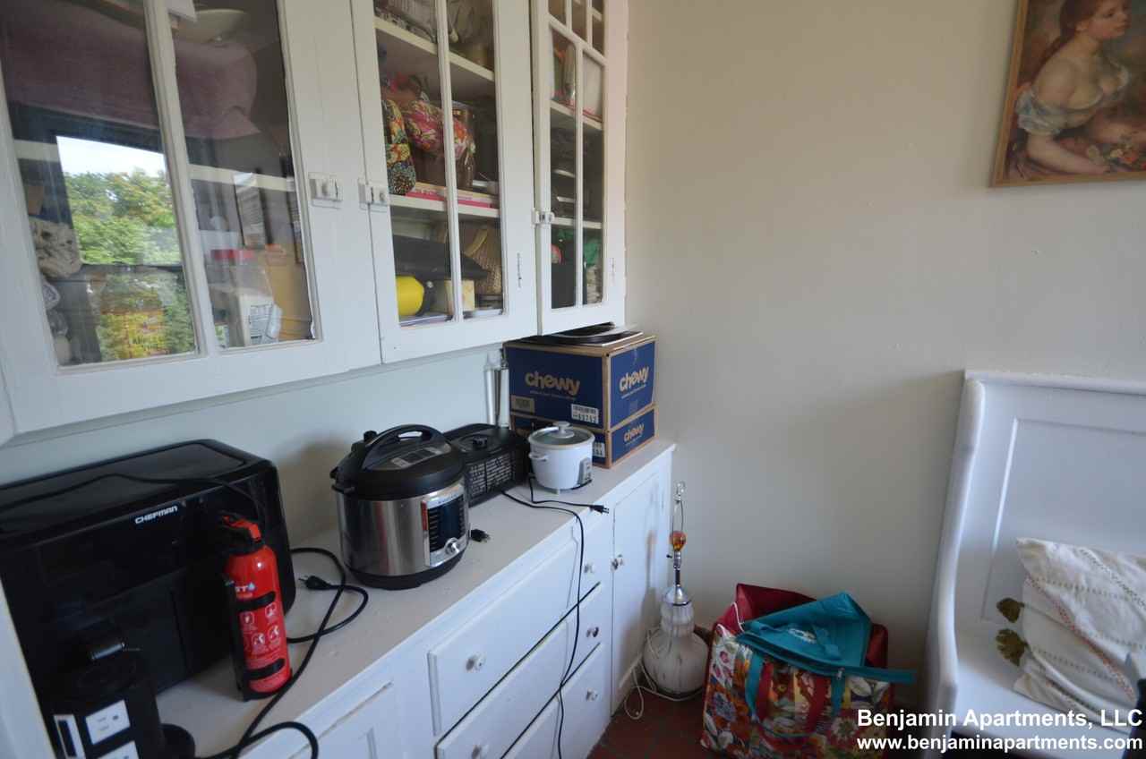 Chiswick Rd. & Commonwealth Ave #27 - Photo 5 of 19