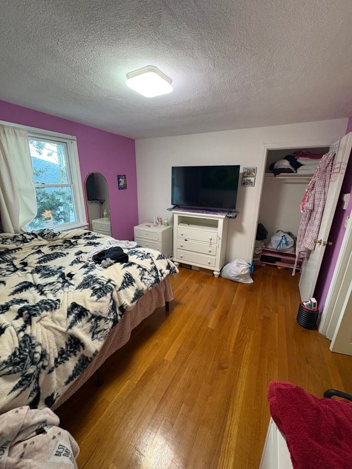 92 Sylvia St - Photo 7 of 13