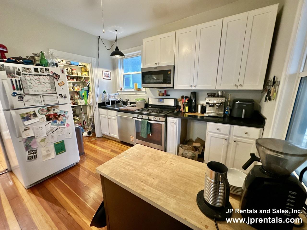 11 Sheridan St #2 - Photo 3 of 17