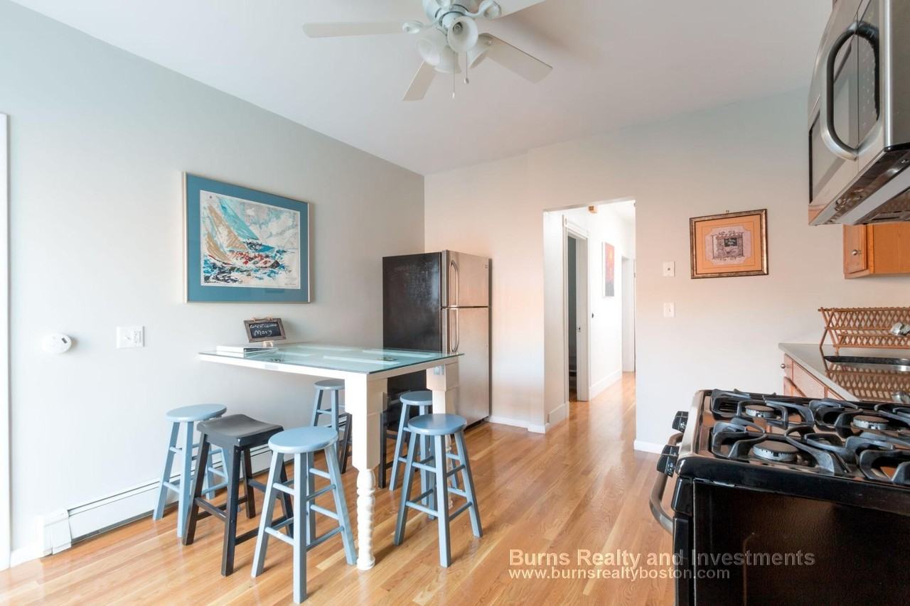 14 Linley Ter #2 - Photo 2 of 13