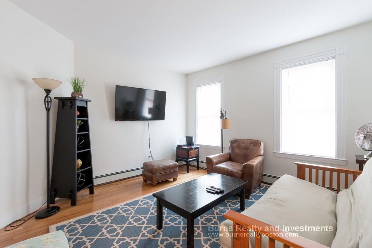 14 Linley Ter #2 - Photo 5 of 13