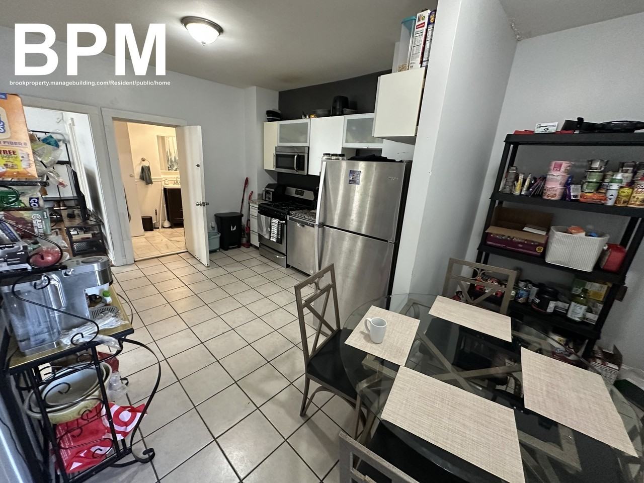 114 Everett St #3 - Photo 4 of 12