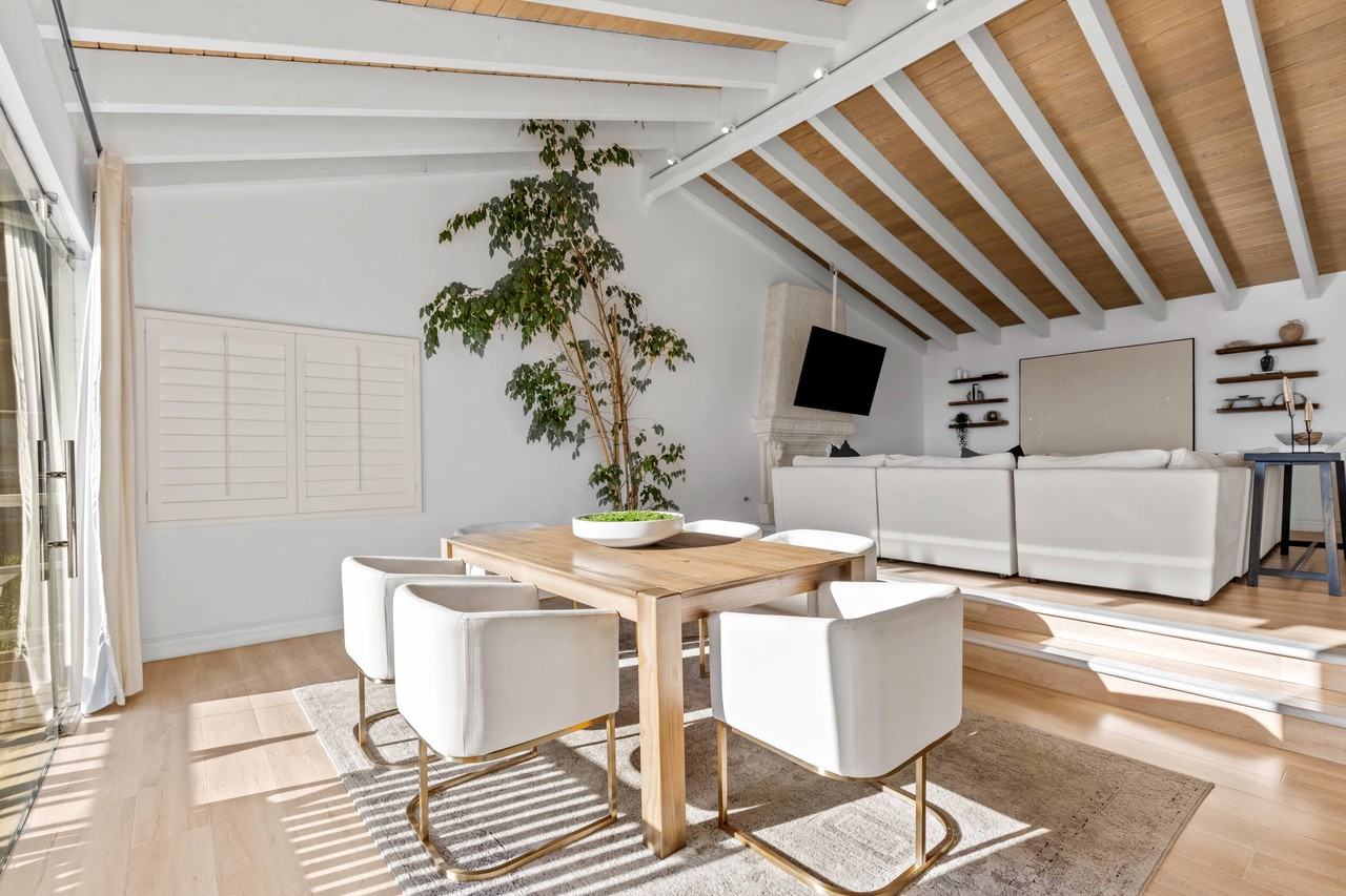 2019 Sunset Plaza Dr #NA - Photo 5 of 23