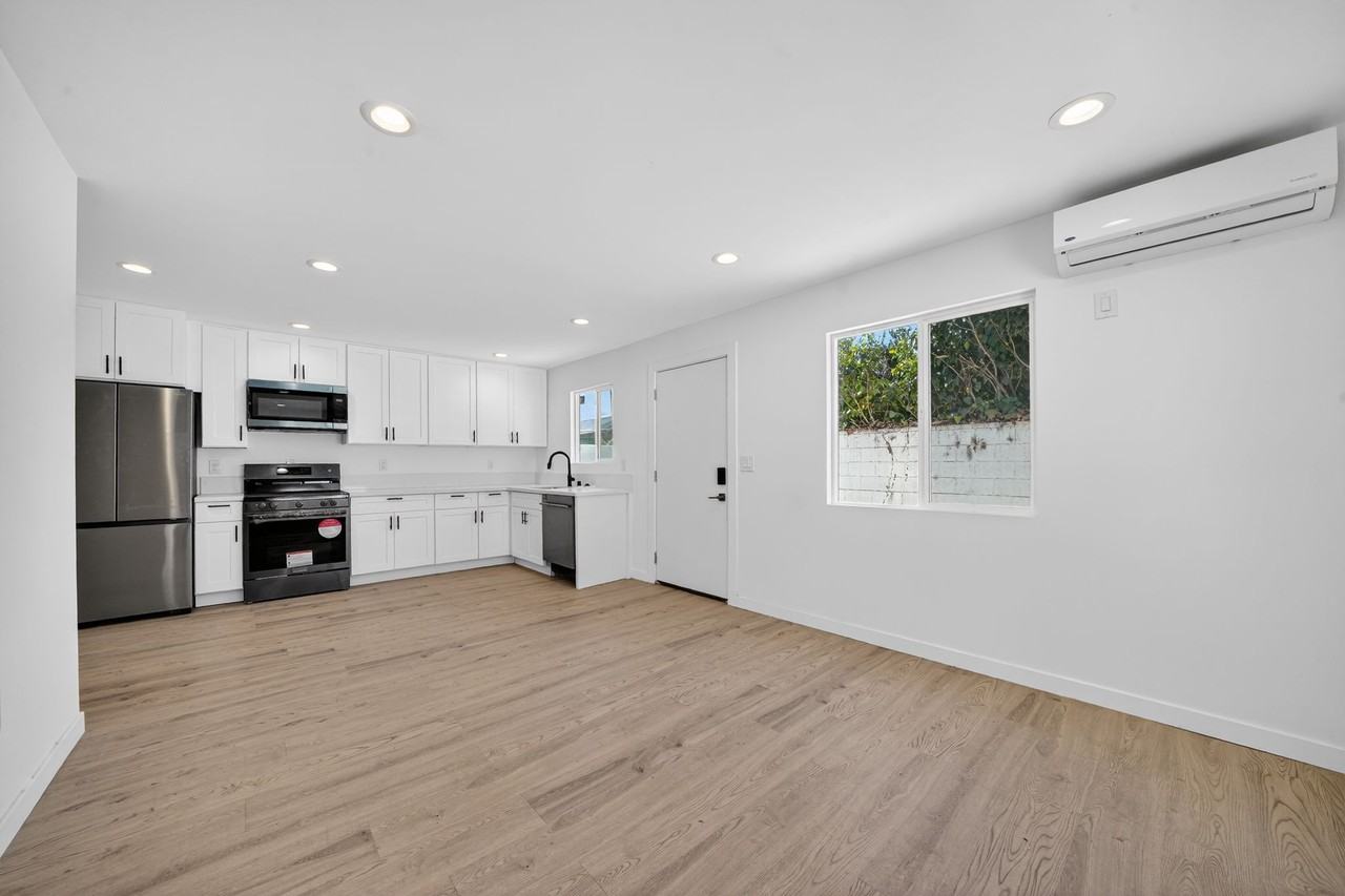 5605 Cimarron St #NA - Photo 6 of 16