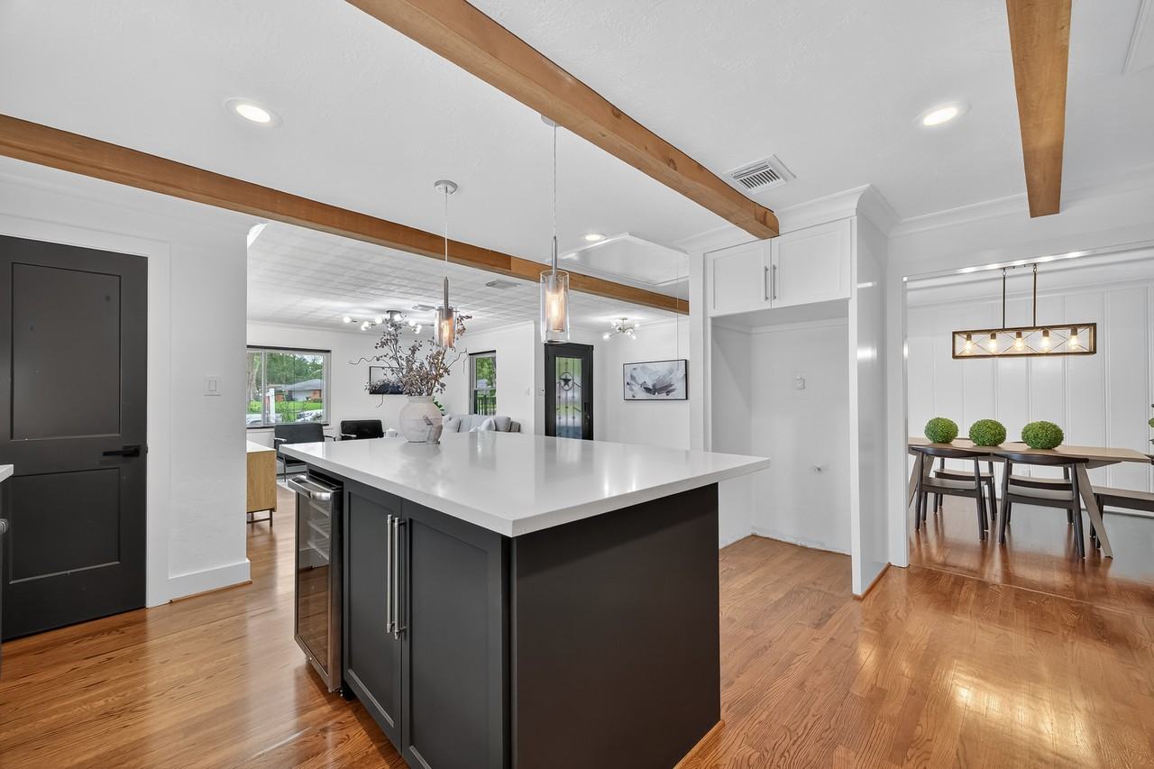 7758 Hereford St #NA - Photo 7 of 27