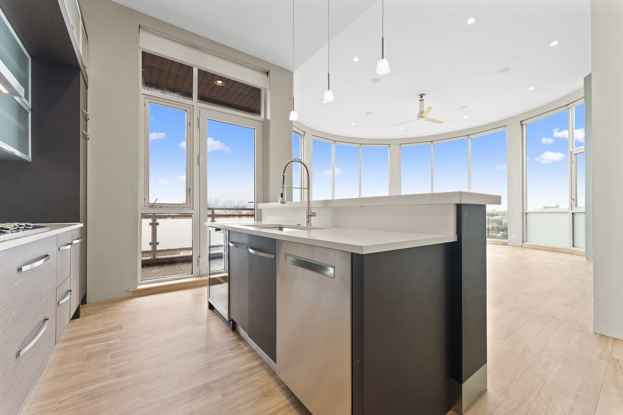 2408 W Rice St #401 - Photo 4 of 26