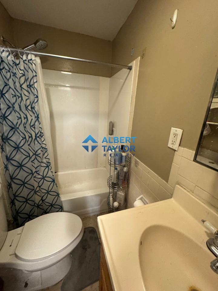 160 Centre St #2 - Photo 5 of 12