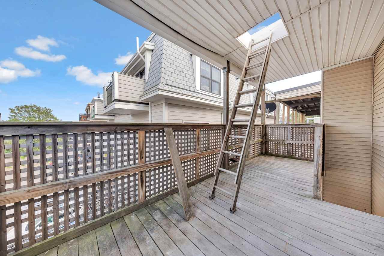 16 O St #3 - Photo 5 of 23