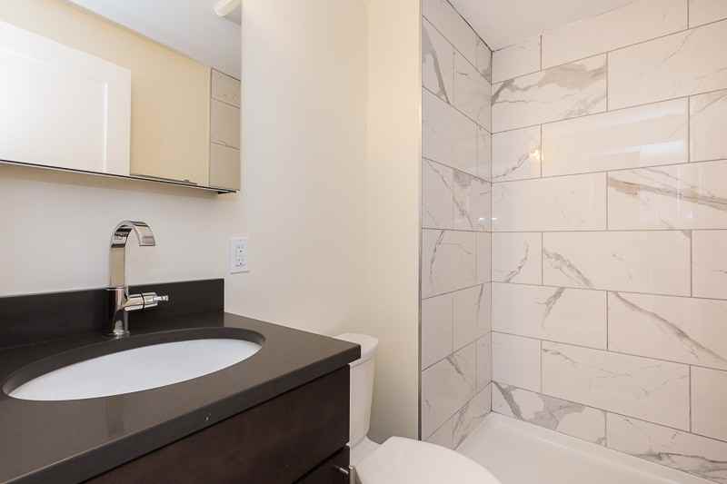 9 Rock Valley Ave #2 - Photo 5 of 26