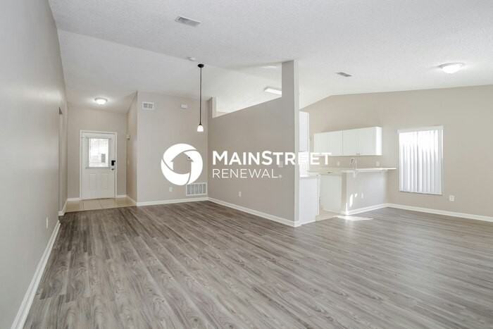 1510 Oak Hill Trl - Photo 3 of 16