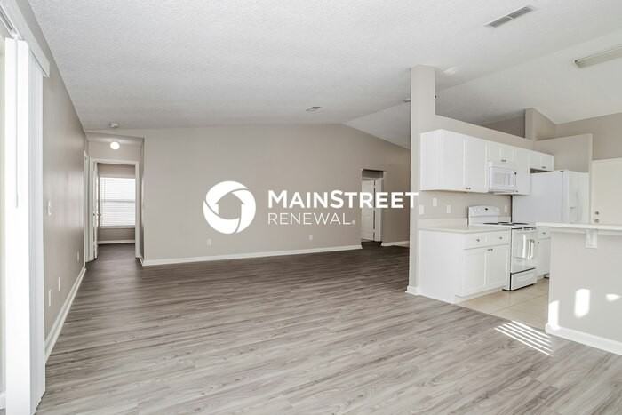 1510 Oak Hill Trl - Photo 5 of 16