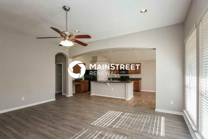 927 Remington Ranch Rd - Photo 5 of 16