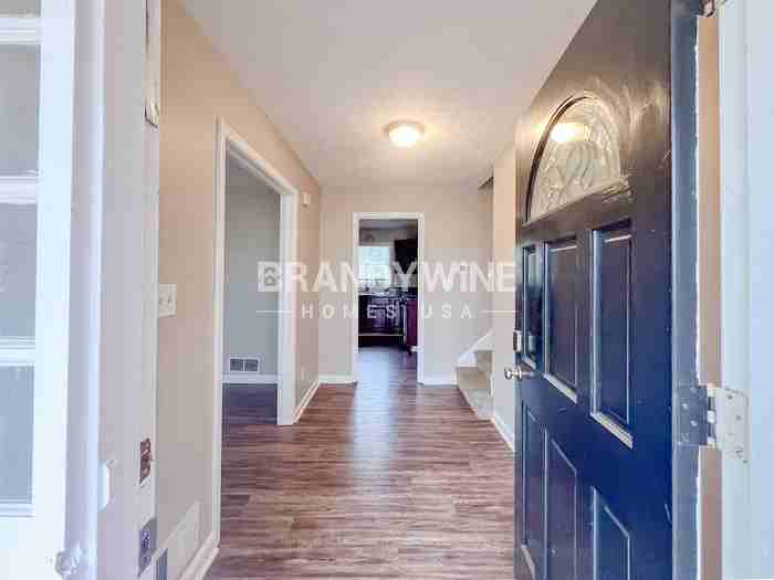 1481 Smokehouse Ln - Photo 2 of 34