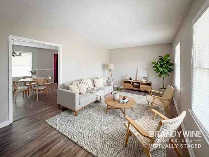 1481 Smokehouse Ln - Photo 3 of 34