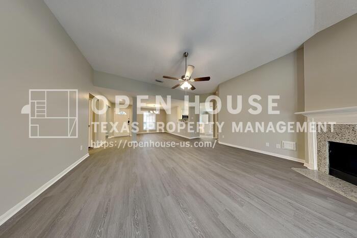 31115 Perlican Dr - Photo 4 of 21