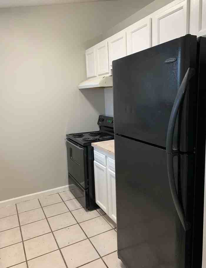 5132 Indian Lakes Ct #3 - Photo 3 of 17