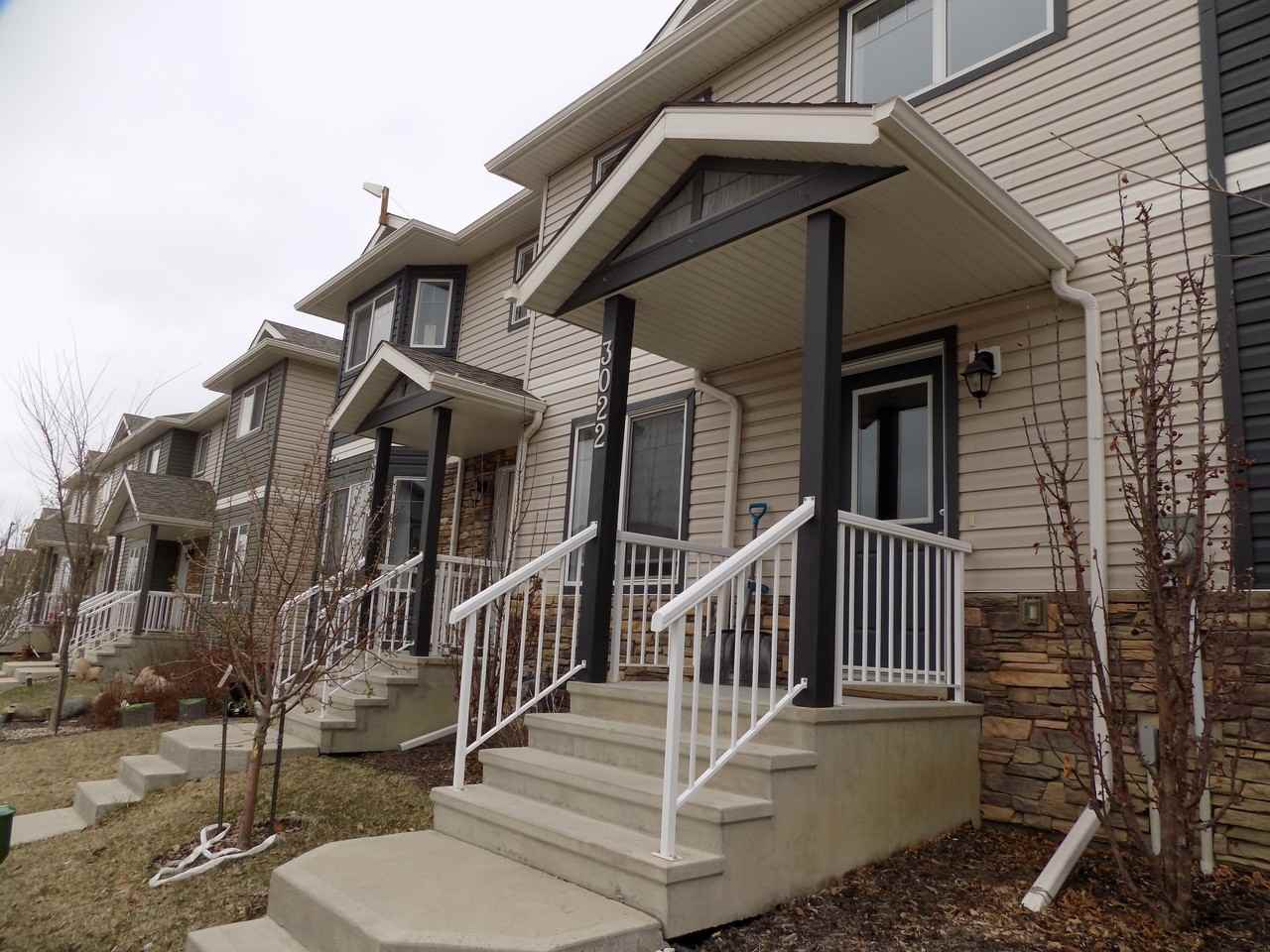 3022 15 Ave Nw - Photo 2 of 19