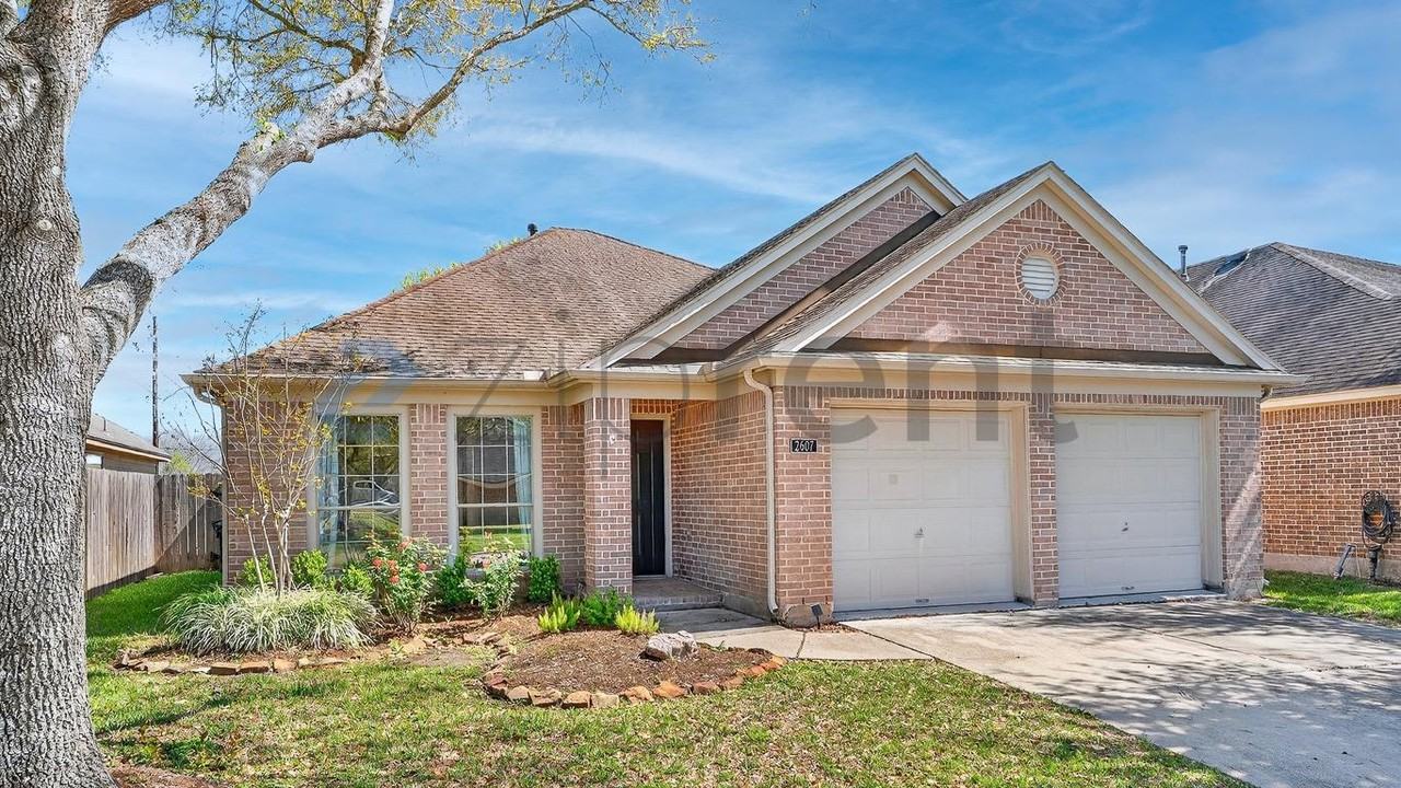 2607 Diamond River Dr - Photo 2 of 23