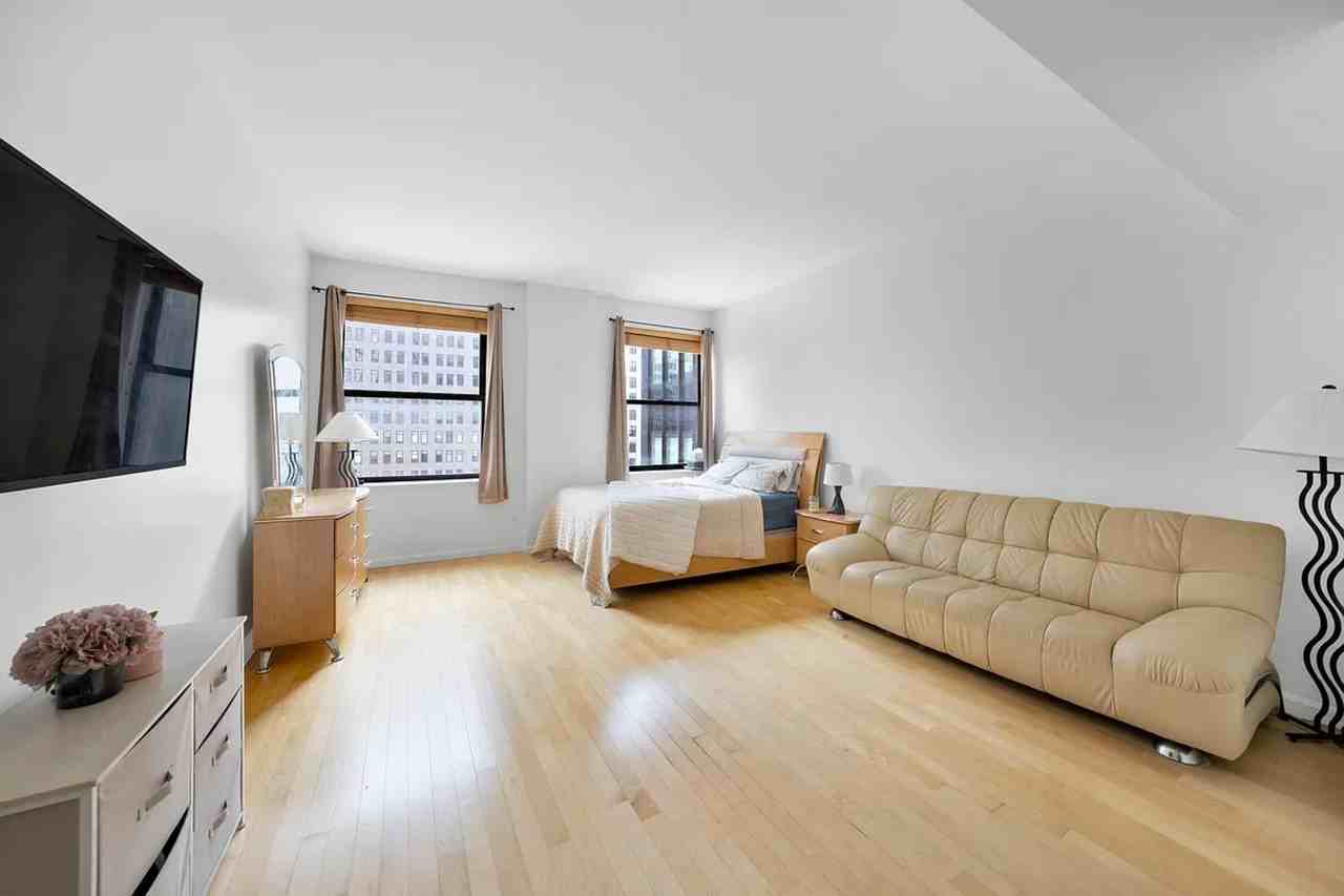 20 West St #15K - Photo 2 of 6