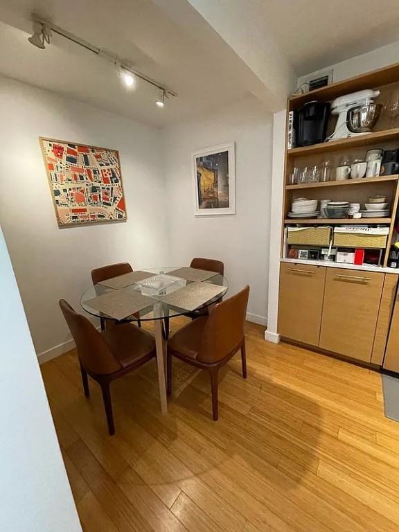 W 39th St #23H - Photo 3 of 9