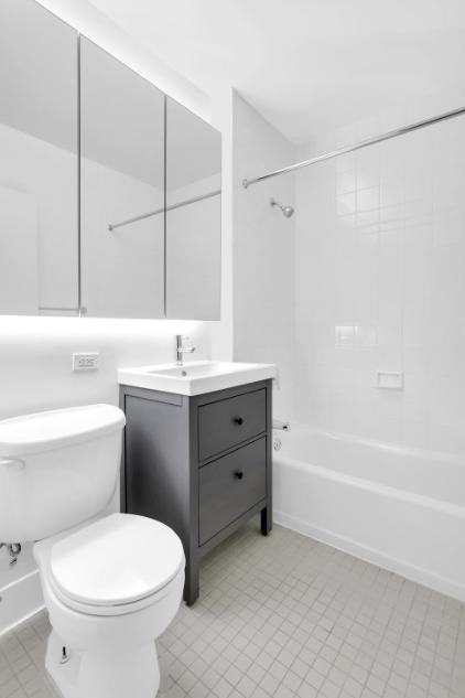 John St #3E - Photo 5 of 7