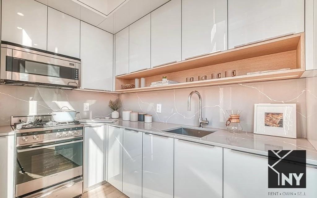 Broad St #1621 - Photo 3 of 12