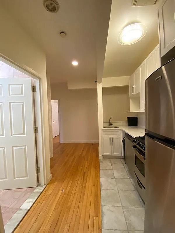 Fulton St #7H - Photo 4 of 7