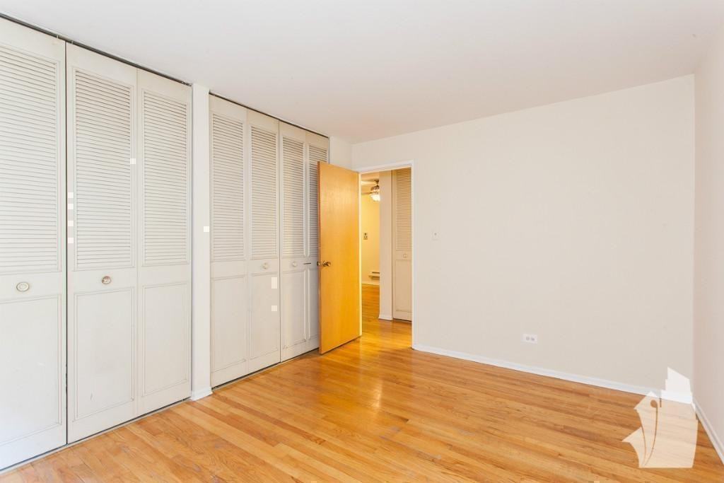 660 W Wrightwood Ave #217 - Photo 4 of 9