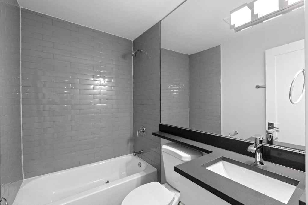 530 W Aldine Ave #210 - Photo 4 of 12