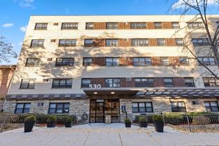 530 W Aldine Ave #207 - Photo 1 of 1