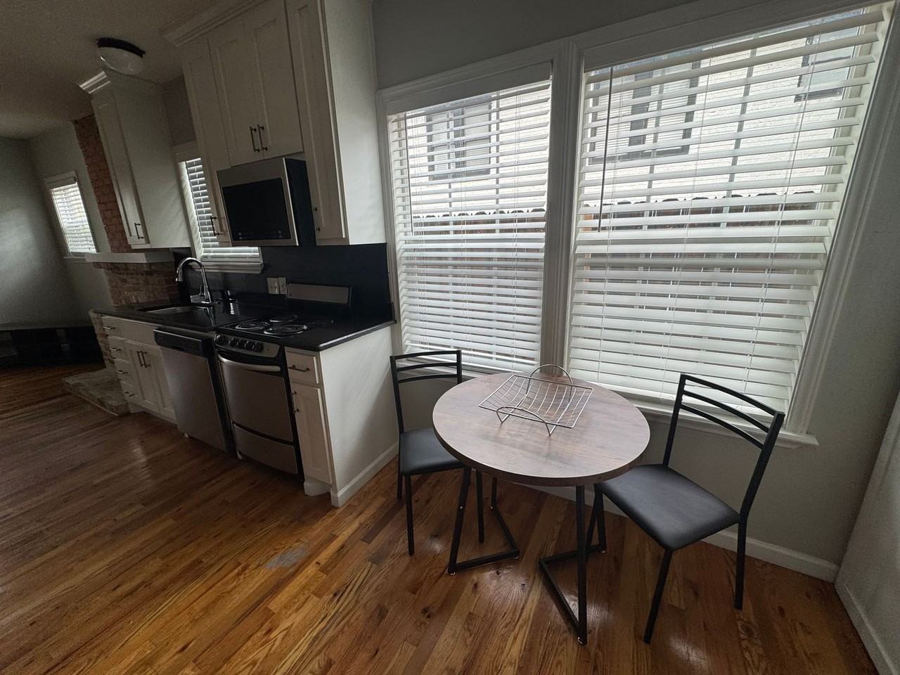 811 May - Photo 6 of 19