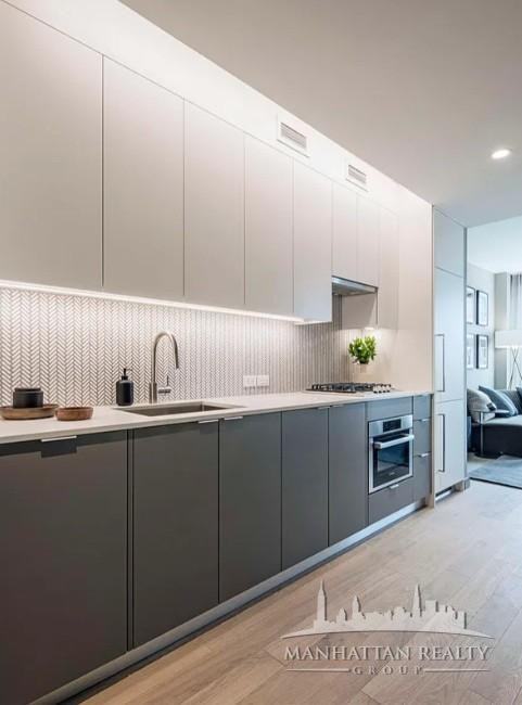 W 28th St #8A - Photo 2 of 13